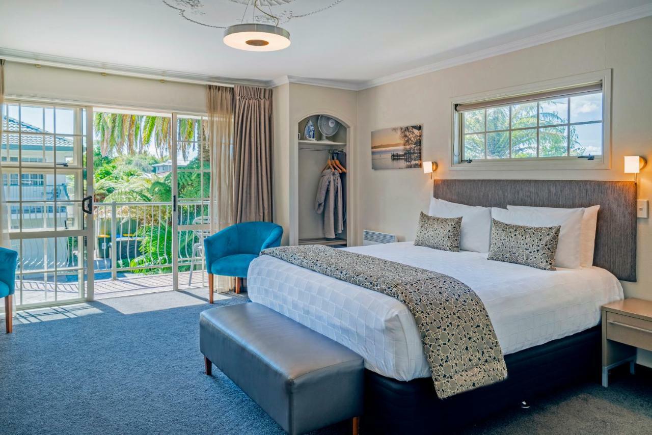 Silver Fern Rotorua Suites & Spa Экстерьер фото A bedroom at the hotel