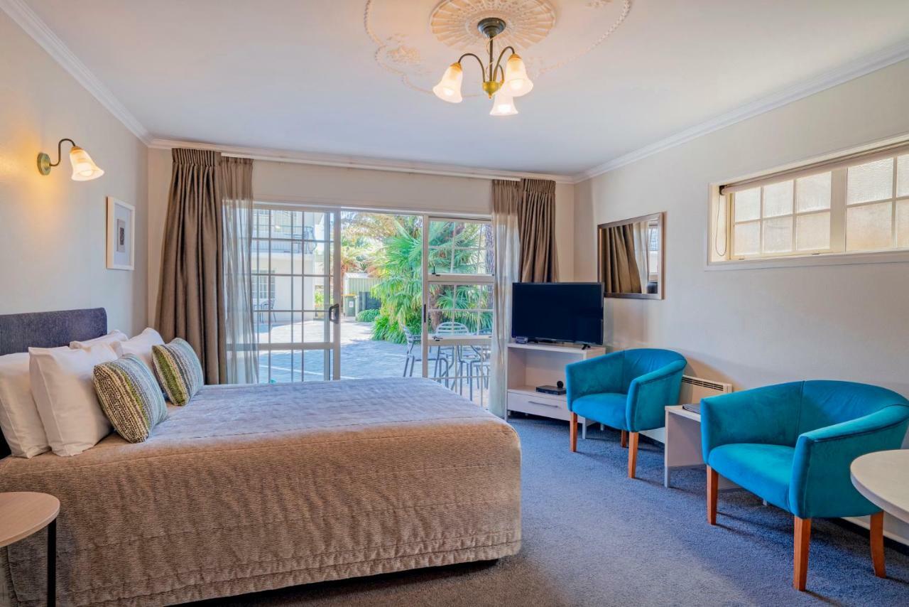 Silver Fern Rotorua Suites & Spa Экстерьер фото A typical motel room